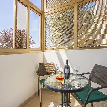 Apartment Lovely Terrace *